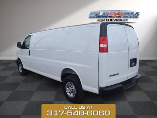 Summit White 2026 Chevrolet Express 2500 Work Van