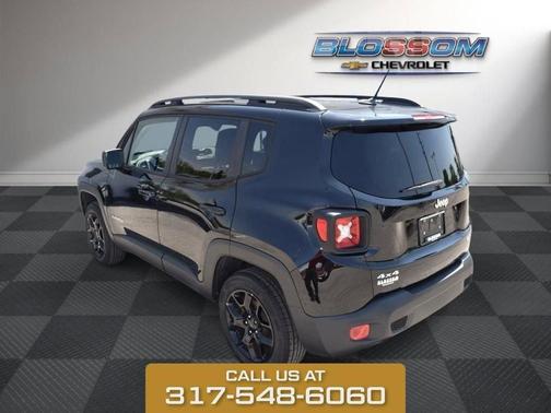 Black 2016 Jeep Renegade Latitude
