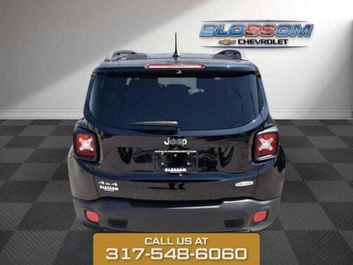 Black 2016 Jeep Renegade Latitude