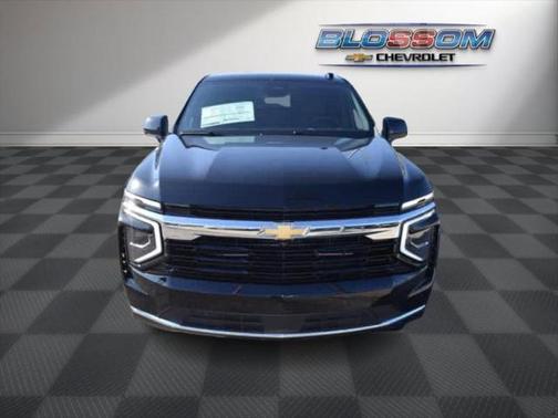2025 Chevrolet Suburban LS
