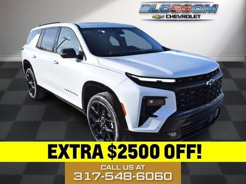 Polar White 2026 Chevrolet Traverse RS