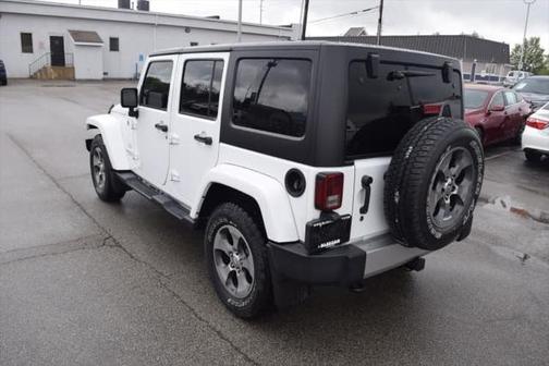 2017 Jeep Wrangler Unlimited Sahara