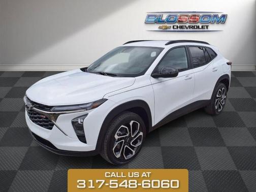 Summit White 2026 Chevrolet Trax 2RS