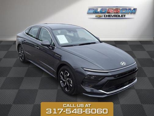 Gray 2025 Hyundai SONATA SEL