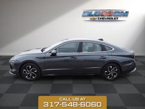 Gray 2025 Hyundai SONATA SEL