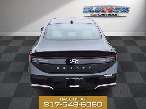 Gray 2025 Hyundai SONATA SEL