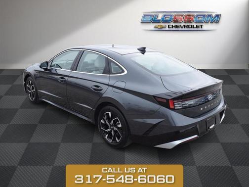 Gray 2025 Hyundai SONATA SEL