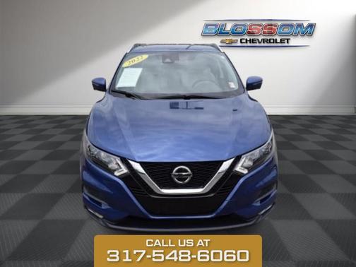 2022 Nissan Rogue Sport SV