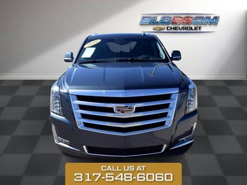 2019 Cadillac Escalade Luxury