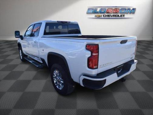 2025 Chevrolet Silverado 2500 High Country