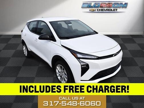 Summit White 2027 Chevrolet Bolt LT