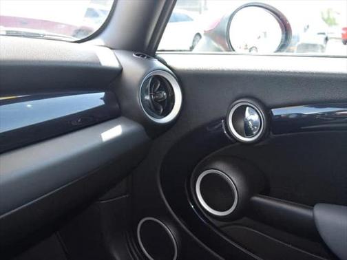 2011 MINI Cooper Base