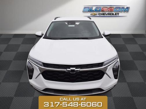 Summit White 2026 Chevrolet Trax LT
