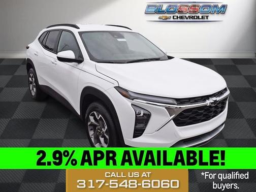 Summit White 2026 Chevrolet Trax LT