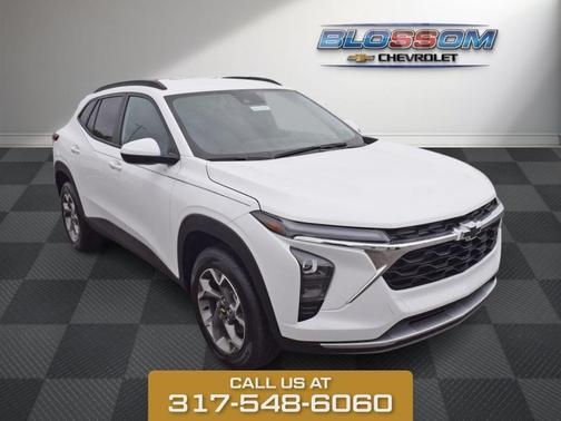 Summit White 2026 Chevrolet Trax LT