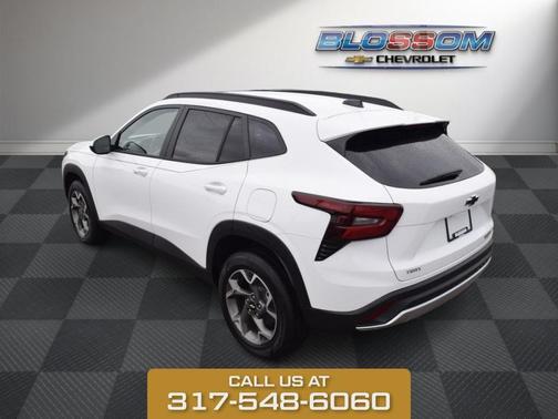 Summit White 2026 Chevrolet Trax LT