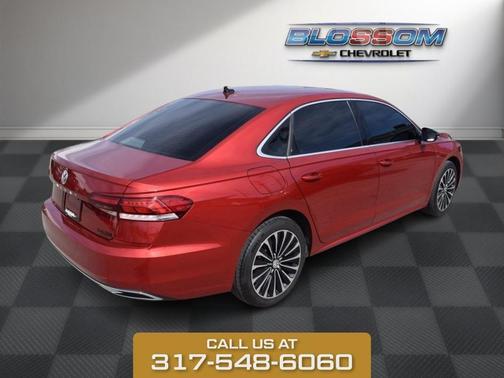 2022 Volkswagen Passat 2.0T Limited Edition