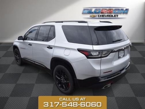 Silver Ice Metallic 2021 Chevrolet Traverse Premier