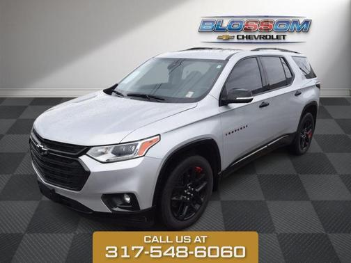 Silver Ice Metallic 2021 Chevrolet Traverse Premier
