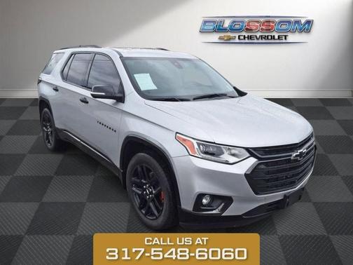 Silver Ice Metallic 2021 Chevrolet Traverse Premier