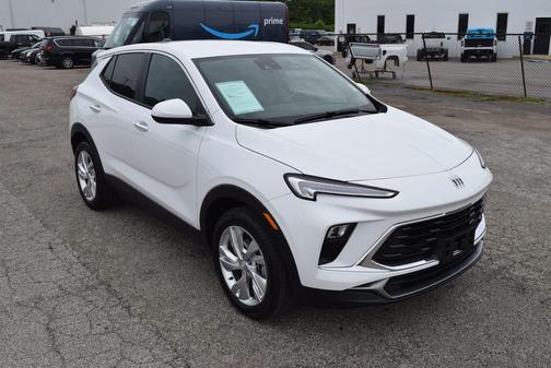Summit White 2025 Buick Encore GX Preferred
