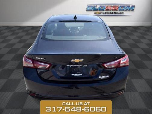 2022 Chevrolet Malibu FWD LT