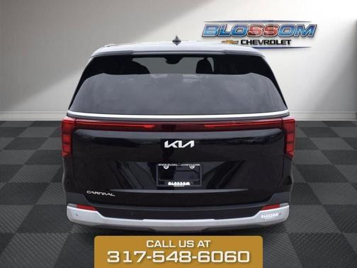Aurora Black 2025 Kia Carnival LXS