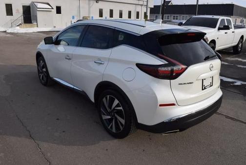 2023 Nissan Murano SL
