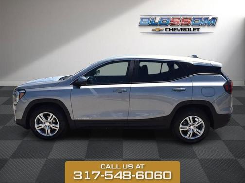 Sterling 2024 GMC Terrain SLE