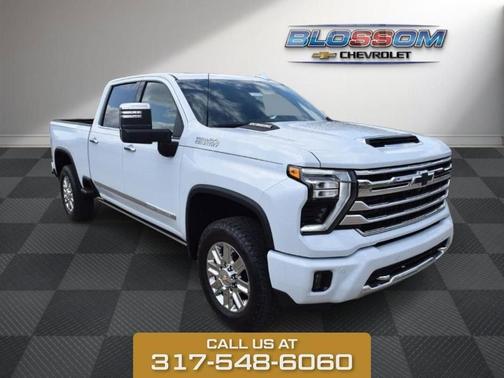 Polar White 2026 Chevrolet Silverado 2500 High Country
