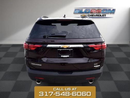 2022 Chevrolet Traverse LT Leather