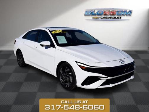 2024 Hyundai ELANTRA Limited