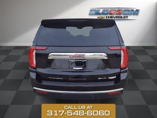 2023 GMC Yukon SLT