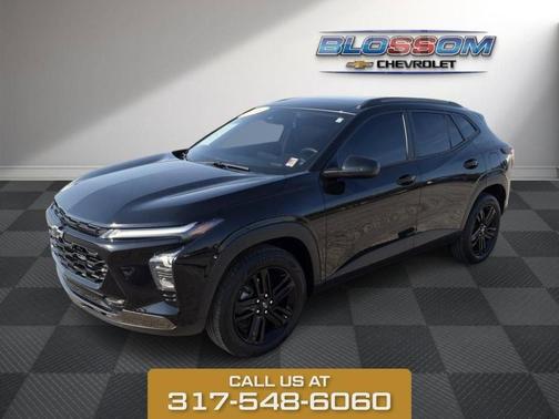 Mosaic Black Metallic 2025 Chevrolet Trax ACTIV