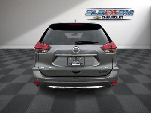 2020 Nissan Rogue SL