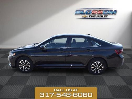 Deep Black Pearl Effect 2025 Volkswagen Jetta 1.5T S