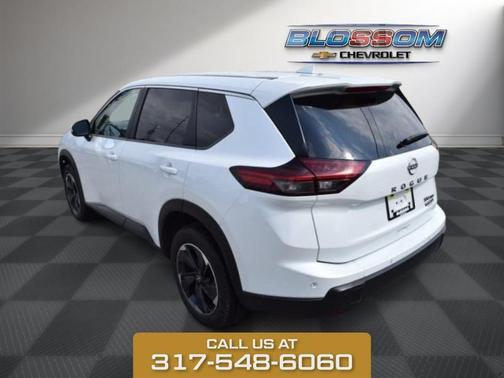 2024 Nissan Rogue SV