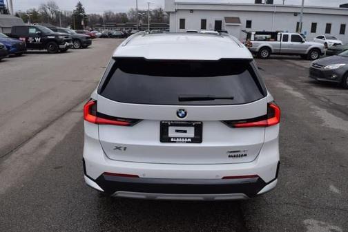 2025 BMW X1 xDrive28i