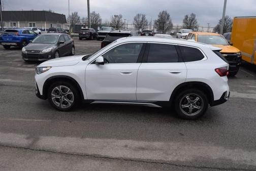 2025 BMW X1 xDrive28i