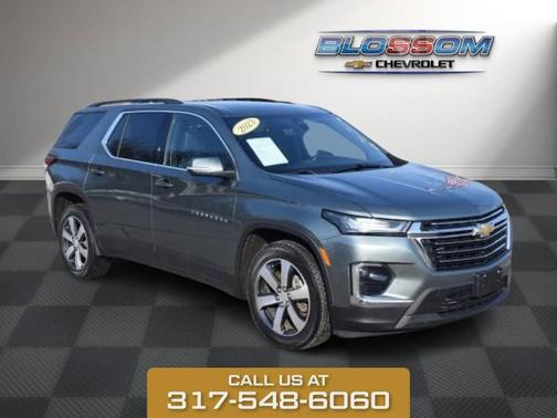 2023 Chevrolet Traverse LT Leather
