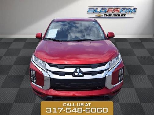 Red 2025 Mitsubishi Outlander Sport 2.0 ES