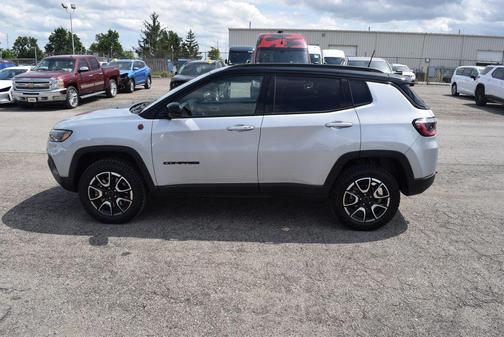 Silver 2025 Jeep Compass Trailhawk