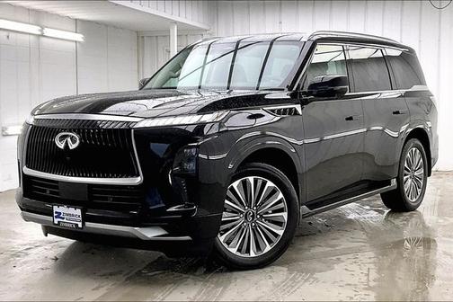 2025 INFINITI QX80 LUXE