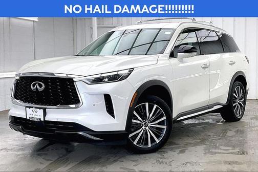 Majestic White 2023 INFINITI QX60 SENSORY