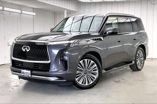 2025 INFINITI QX80 LUXE