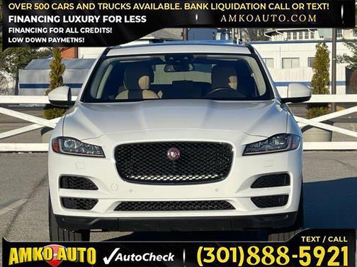 Photo 3 of 42 of 2018 Jaguar F-PACE 30t Prestige