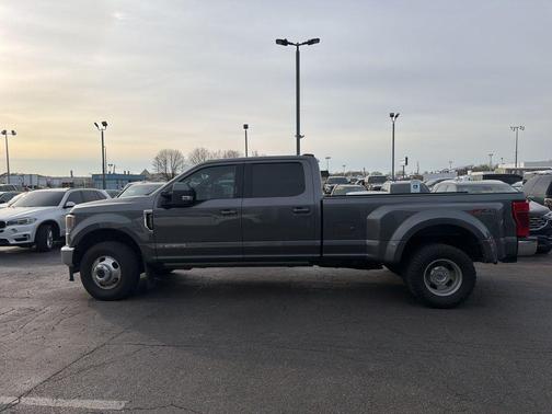 Gray Metallic 2022 Ford F-350 Lariat DRW