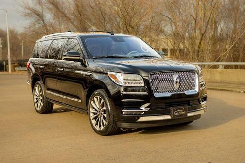 Photo 5 of 32 of 2018 Lincoln Navigator Select