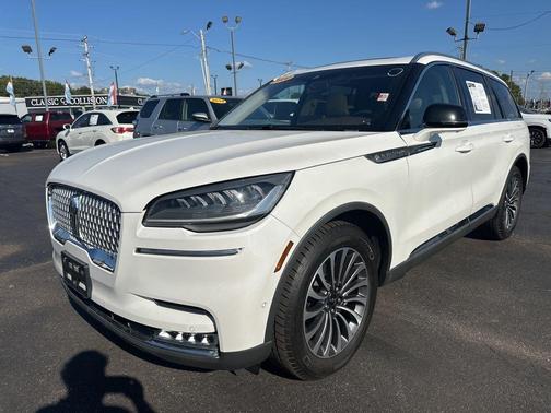 White 2021 Lincoln Aviator Reserve AWD