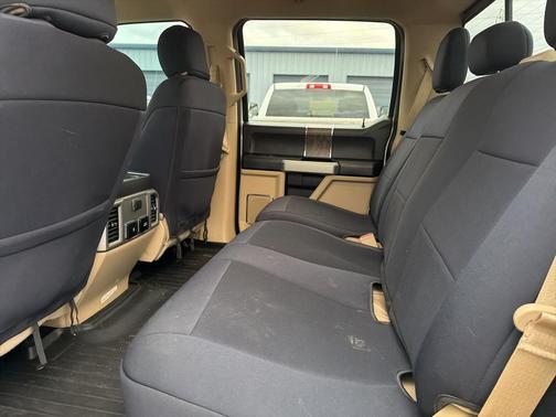 White Platinum Clearcoat Metallic 2019 Ford F-250 Lariat